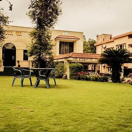 Bed And Breakfast Magnolia Islamabad Esterno foto