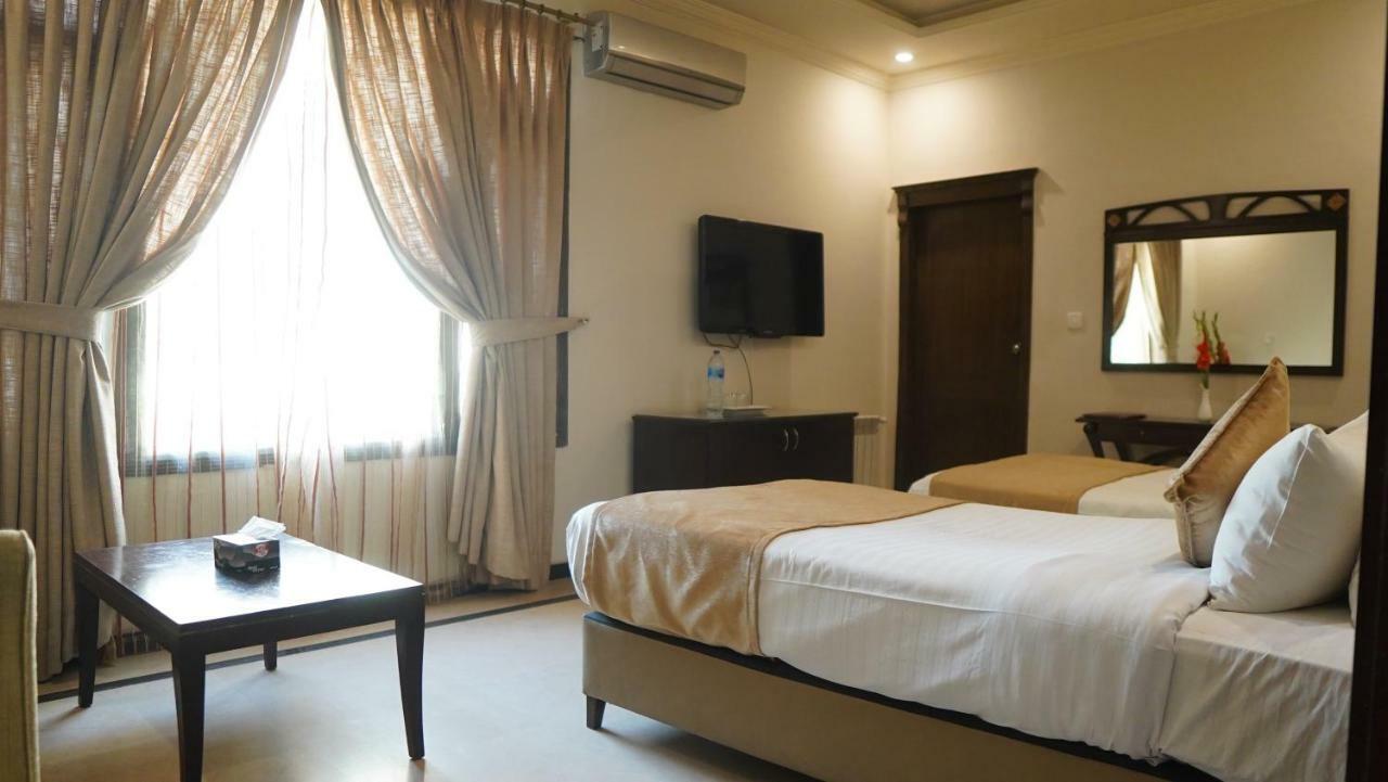 Bed And Breakfast Magnolia Islamabad Esterno foto