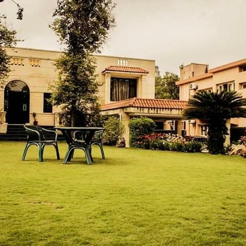 Bed And Breakfast Magnolia Islamabad Esterno foto